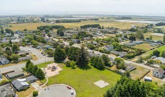 1741 Benjamin Ct, Arcata, CA 95521