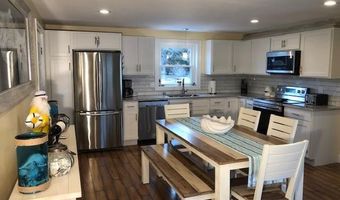 71 Crosspatch Rd, Charlestown, RI 02813
