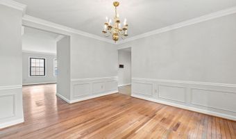 5105 SKYLINE VILLAGE Ct #8, Alexandria, VA 22302