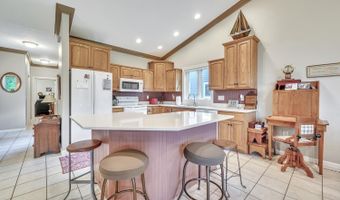 211 Emerald Meadows Dr, Arnolds Park, IA 51331