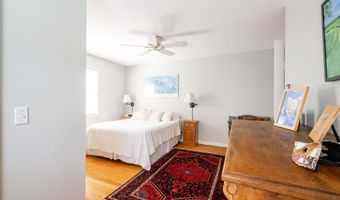 7 S Ridge Rd, Brookfield, CT 06804