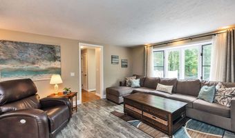 66 Cambridge Rd, Bedford, NH 03110