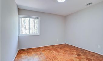 8428 MAGRUDER MILL Ct, Bethesda, MD 20817