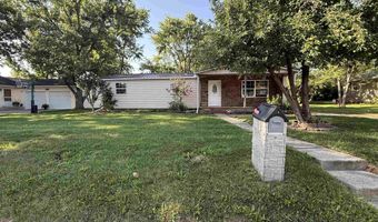 466 E Maple St, Berne, IN 46711