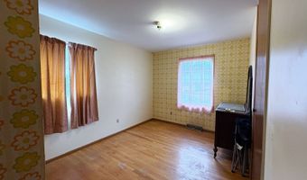 42 Walker St, Athens, OH 45701