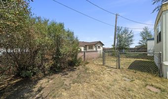 712 W COLLEGE Dr 3, Cheyenne, WY 82007