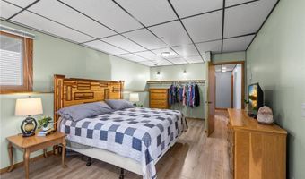 135 Knollwood St W, Annandale, MN 55302