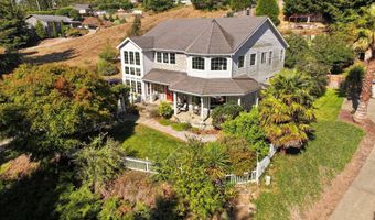 217 MARINE Dr, Brookings, OR 97415