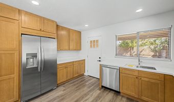 1078 E PIMA Ave, Apache Junction, AZ 85119