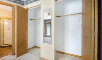 702 Apple Hill Way, Angola, IN 46703