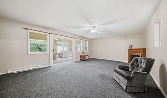 5390 Savannah Dr, Ashtabula, OH 44004