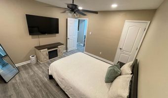 241 Warren Ave Ave, Bellmawr, NJ 08031