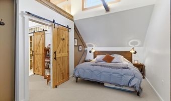 908 Old Franconia Rd, Bethlehem, NH 03574