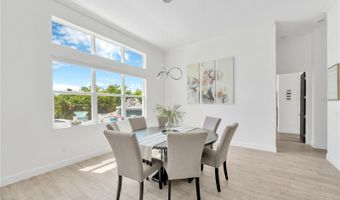 832 MANNS HARBOR Dr, Apollo Beach, FL 33572
