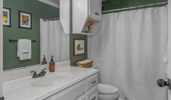 4204 Parkridge Dr, Benton, LA 71006