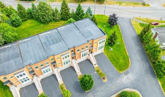 3 Bryn Mawr Ct, Albany, NY 12211