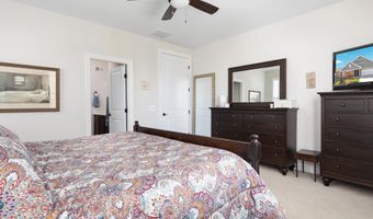 144 COWBIRD St, Lake Frederick, VA 22630