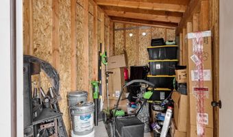 11633 WARBLER Ln, Aurora, OR 97002