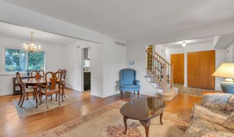 2840 Tuebingen Pkwy, Ann Arbor, MI 48105