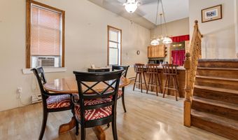 405 N Main St, Alma, WI 54610