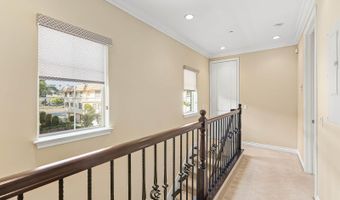 808 S Golden W Ave B, Arcadia, CA 91007
