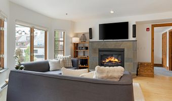 61 Avondale Ln 102, Beaver Creek, CO 81620