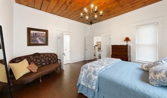 902 NW B St, Ardmore, OK 73401