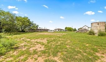 11295 Loop 107, Adkins, TX 78101