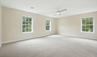 2134 S LOWELL St, Arlington, VA 22204