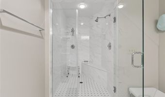 1695 Brookwood Dr, Akron, OH 44313