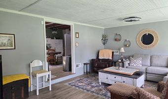 2101 Robinhood Rd, Albany, GA 31707
