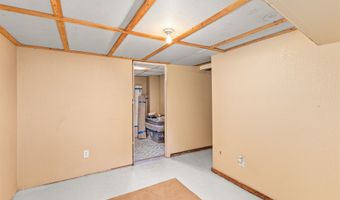 1427 Mattern Ave, Des Moines, IA 50316