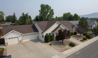 526 Greenbriar Dr, Carson City, NV 89701