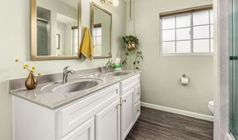5760 Urban Dr, La Mesa, CA 91942