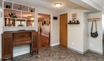 2005 N Dakota Ave, Ames, IA 50014