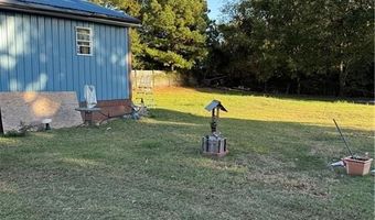 301 Choctaw St, Arkoma, OK 74901