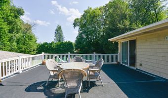 123 El Toro Dr, Bristol, CT 06010