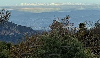 3008 N Victoria Dr, Alpine, CA 91901