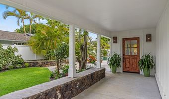 121 Kaha St, Kailua, HI 96734