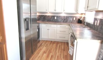 907 W 3rd St, Alturas, CA 96101