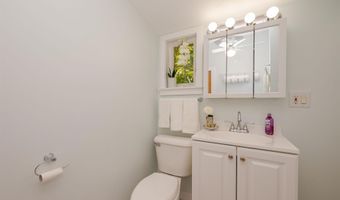 117 Middle Rd, Acton, ME 04001