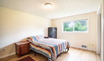 61548 SE Rockway Ter, Bend, OR 97702
