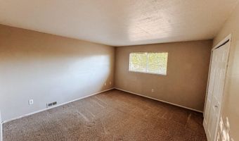 1363 Waterloo Ln Apt E, Gardnerville, NV 89410