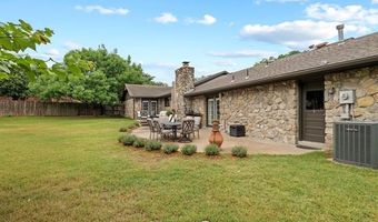 2930 W Cambridge Ct, Bartlesville, OK 74006