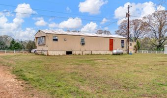 400 Red Hill Cir, Batesville, MS 38606