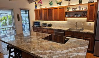 73-4662 A OLD MAMALAHOA Hwy 3A, Kailua Kona, HI 96740