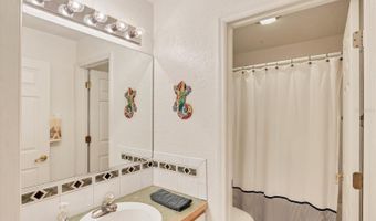 815 GREENVIEW Dr, Apollo Beach, FL 33572
