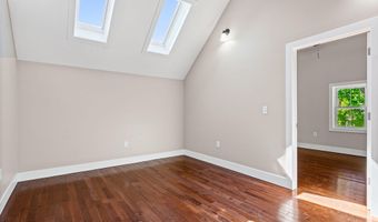 521 Warren St 3, Albany, NY 12208