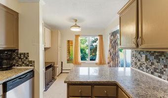 142 Woodland Dr 142, Cromwell, CT 06416
