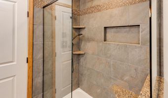 1061 Cherry Valley Rd, Bethlehem, NH 03574